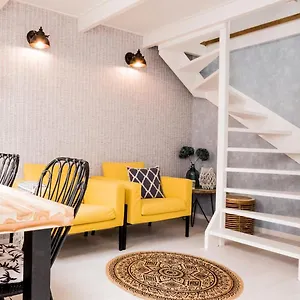 Hop Apartment